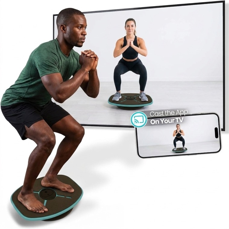 S7 Clasped-hands squat